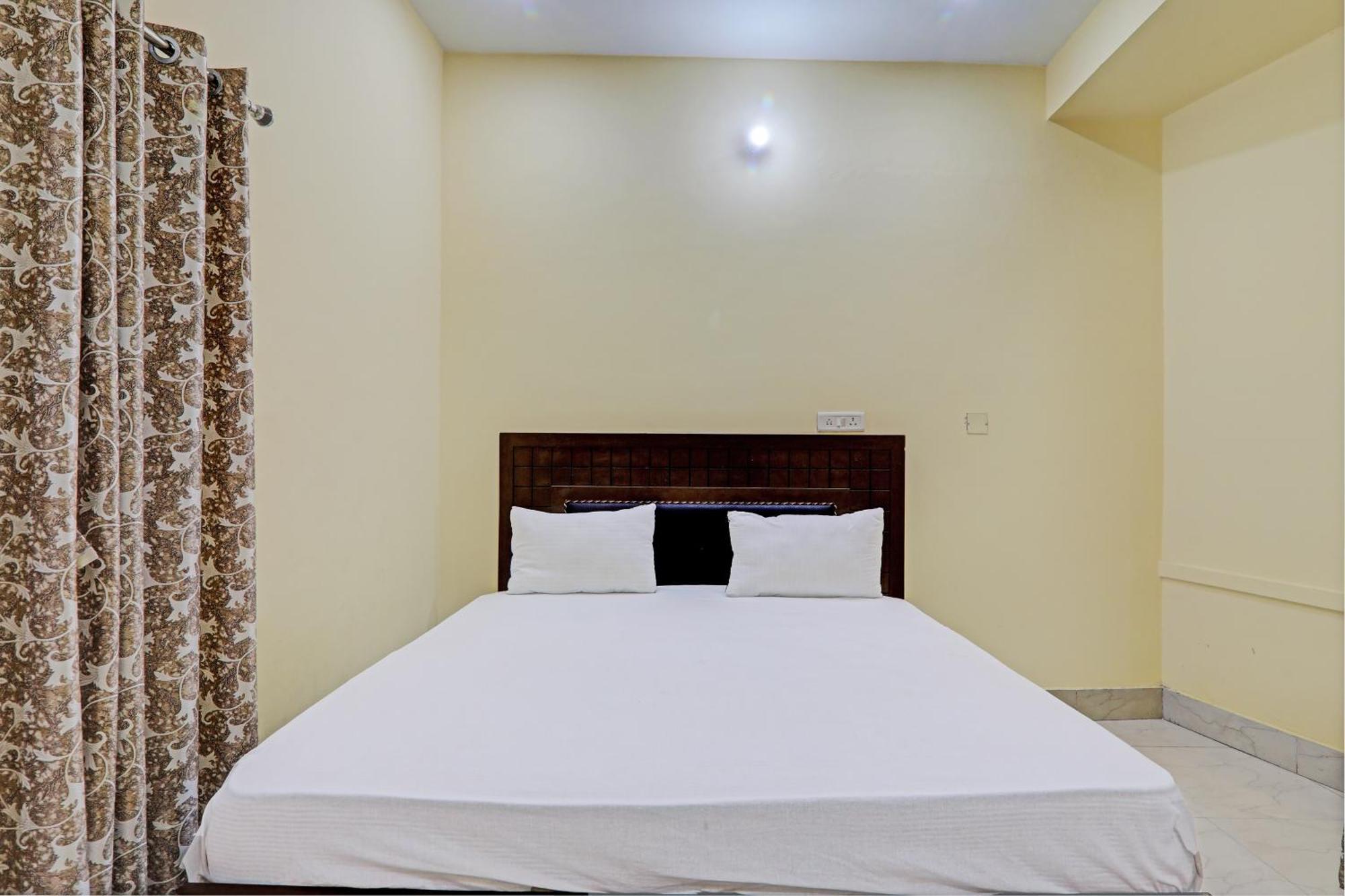Hotel O Home Singhs Delight Varanasi Eksteriør bilde